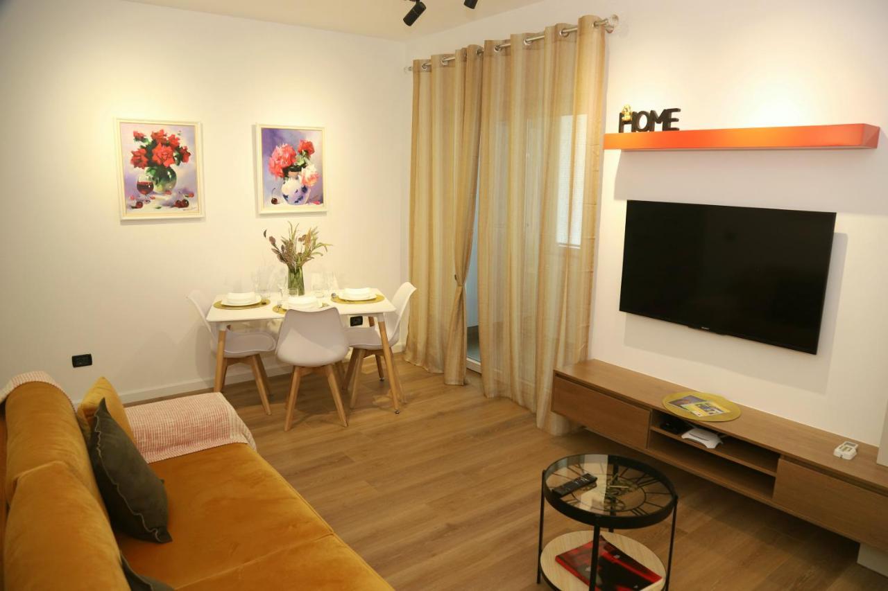 Mjolly Apartment Tirana Exterior photo
