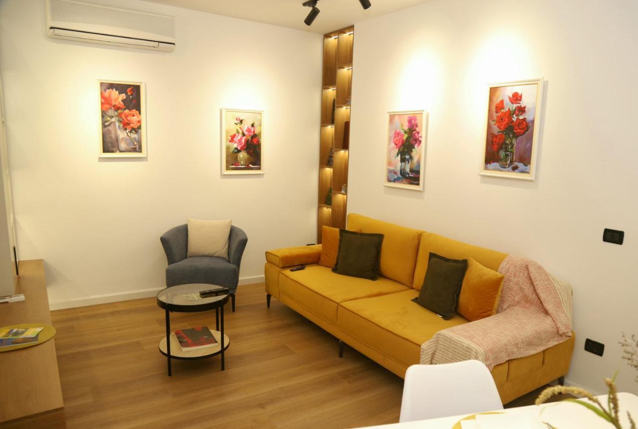 Mjolly Apartment Tirana Exterior photo